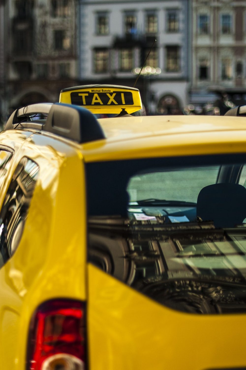 taxi-1.jpg